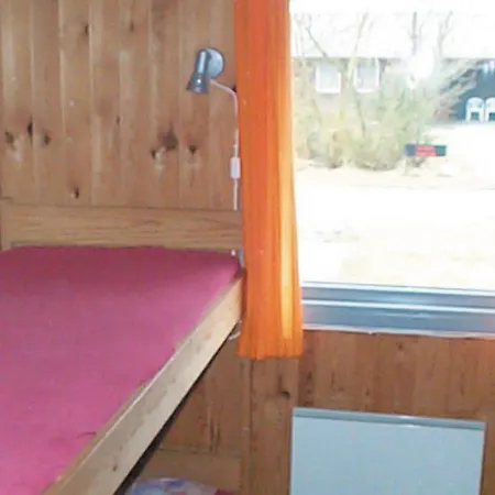 Two-bedroom Holiday In 24 Vakantiehuis *